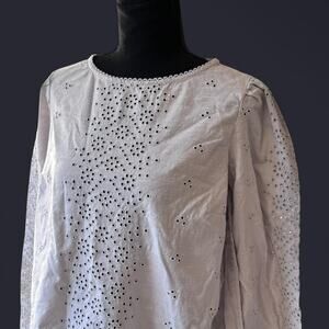 gap Gray embroidered eyelet blouse sz m scalloped shift cottage prairie romantic
